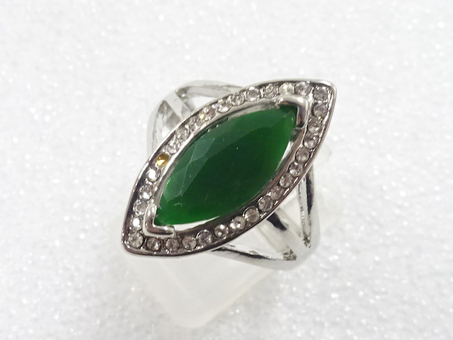 JAPANESE KIMONO / ANTIQUE COLORED STONE RING (SIZE 18)
